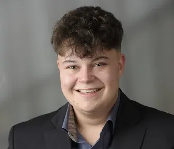 Porträt von Nico Henrich (Mecklenburgische Versicherung) Porträt von Nico Henrich (Mecklenburgische Versicherung)