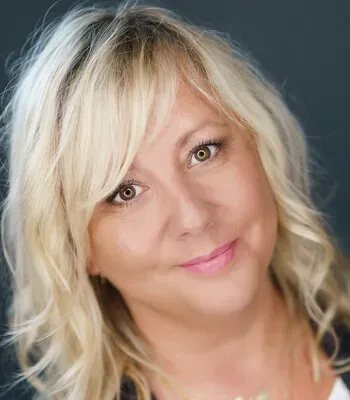 Porträt von Agnieszka Bauer (Mecklenburgische Versicherung) Porträt von Agnieszka Bauer (Mecklenburgische Versicherung)