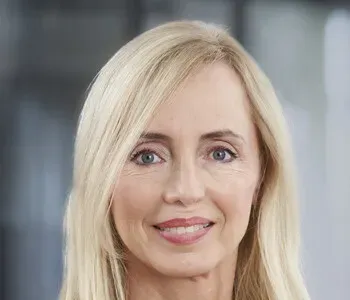 Porträt von Corinna Cordes (Mecklenburgische Versicherung) Porträt von Corinna Cordes (Mecklenburgische Versicherung)