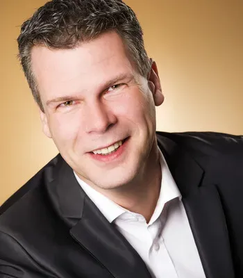 Porträt von Andy Budschat (Mecklenburgische Versicherung) Porträt von Andy Budschat (Mecklenburgische Versicherung)