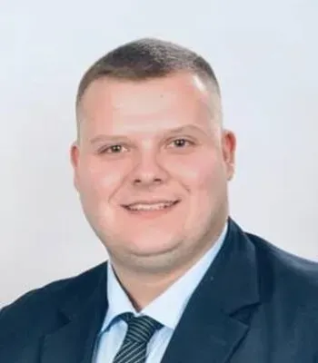 Porträt von Benjamin Find (Mecklenburgische Versicherung) Porträt von Benjamin Find (Mecklenburgische Versicherung)