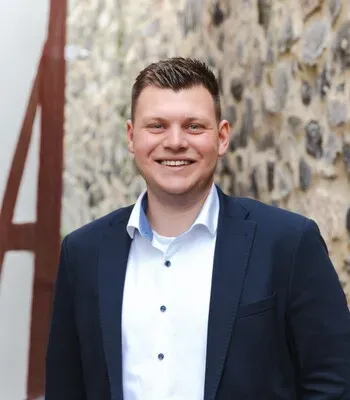 Porträt von Colin Greb (Mecklenburgische Versicherung) Porträt von Colin Greb (Mecklenburgische Versicherung)