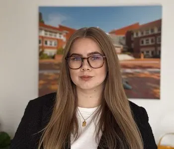 Porträt von Laura Wünsche (Mecklenburgische Versicherung) Porträt von Laura Wünsche (Mecklenburgische Versicherung)