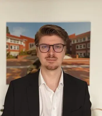 Porträt von Fabio-Lee Heinrich (Mecklenburgische Versicherung) Porträt von Fabio-Lee Heinrich (Mecklenburgische Versicherung)