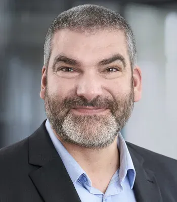 Porträt von Guido Stahnke (Mecklenburgische Versicherung) Porträt von Guido Stahnke (Mecklenburgische Versicherung)