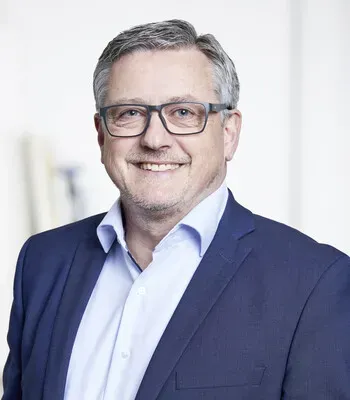 Porträt von Harald Heß (Mecklenburgische Versicherung) Porträt von Harald Heß (Mecklenburgische Versicherung)