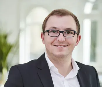 Porträt von Tobias Hepp (Mecklenburgische Versicherung) Porträt von Tobias Hepp (Mecklenburgische Versicherung)