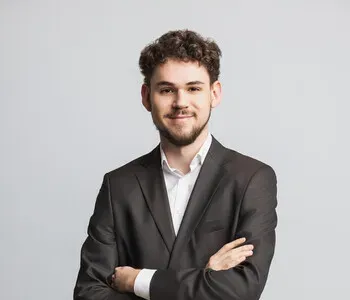 Porträt von Luca Drüen (Mecklenburgische Versicherung) Porträt von Luca Drüen (Mecklenburgische Versicherung)