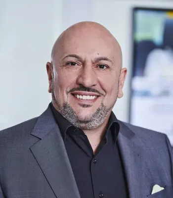 Porträt von Kasim Gezici (Mecklenburgische Versicherung) Porträt von Kasim Gezici (Mecklenburgische Versicherung)