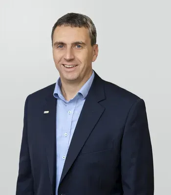 Porträt von Klaus Redeker (Mecklenburgische Versicherung) Porträt von Klaus Redeker (Mecklenburgische Versicherung)