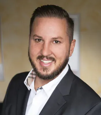 Porträt von Manuel Link (Mecklenburgische Versicherung) Porträt von Manuel Link (Mecklenburgische Versicherung)