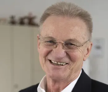 Porträt von Holger Schumacher (Mecklenburgische Versicherung) Porträt von Holger Schumacher (Mecklenburgische Versicherung)