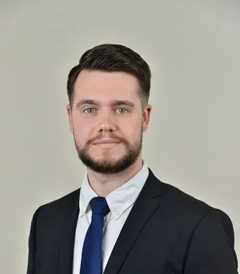 Porträt von Maximilian Schmädicke (Mecklenburgische Versicherung) Porträt von Maximilian Schmädicke (Mecklenburgische Versicherung)