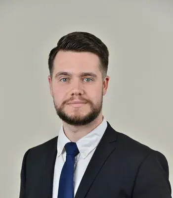 Porträt von Maximilian Schmädicke (Mecklenburgische Versicherung) Porträt von Maximilian Schmädicke (Mecklenburgische Versicherung)