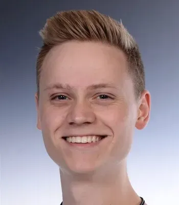 Porträt von Melvin Hülf (Mecklenburgische Versicherung) Porträt von Melvin Hülf (Mecklenburgische Versicherung)