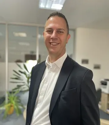 Porträt von Oliver Arend (Mecklenburgische Versicherung) Porträt von Oliver Arend (Mecklenburgische Versicherung)