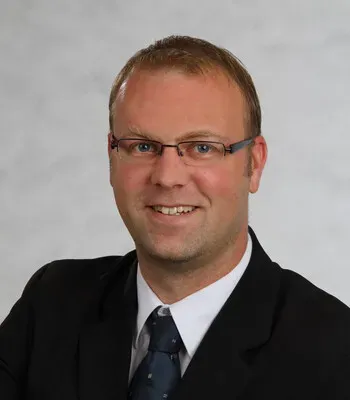 Porträt von Oliver Flock (Mecklenburgische Versicherung) Porträt von Oliver Flock (Mecklenburgische Versicherung)