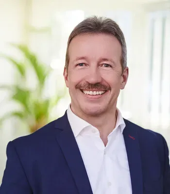 Porträt von Reiner Dietrich (Mecklenburgische Versicherung) Porträt von Reiner Dietrich (Mecklenburgische Versicherung)