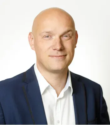 Porträt von Ronny Restel (Mecklenburgische Versicherung) Porträt von Ronny Restel (Mecklenburgische Versicherung)