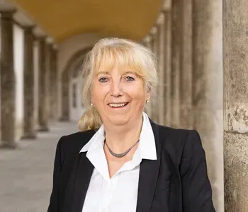 Porträt von Lindy Rühl (Mecklenburgische Versicherung) Porträt von Lindy Rühl (Mecklenburgische Versicherung)