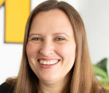 Porträt von Annika Güth-Kocielnik (Mecklenburgische Versicherung) Porträt von Annika Güth-Kocielnik (Mecklenburgische Versicherung)