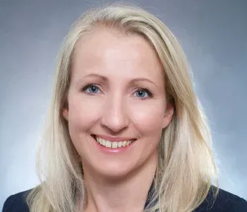 Porträt von Stephanie Herrmann (Mecklenburgische Versicherung)